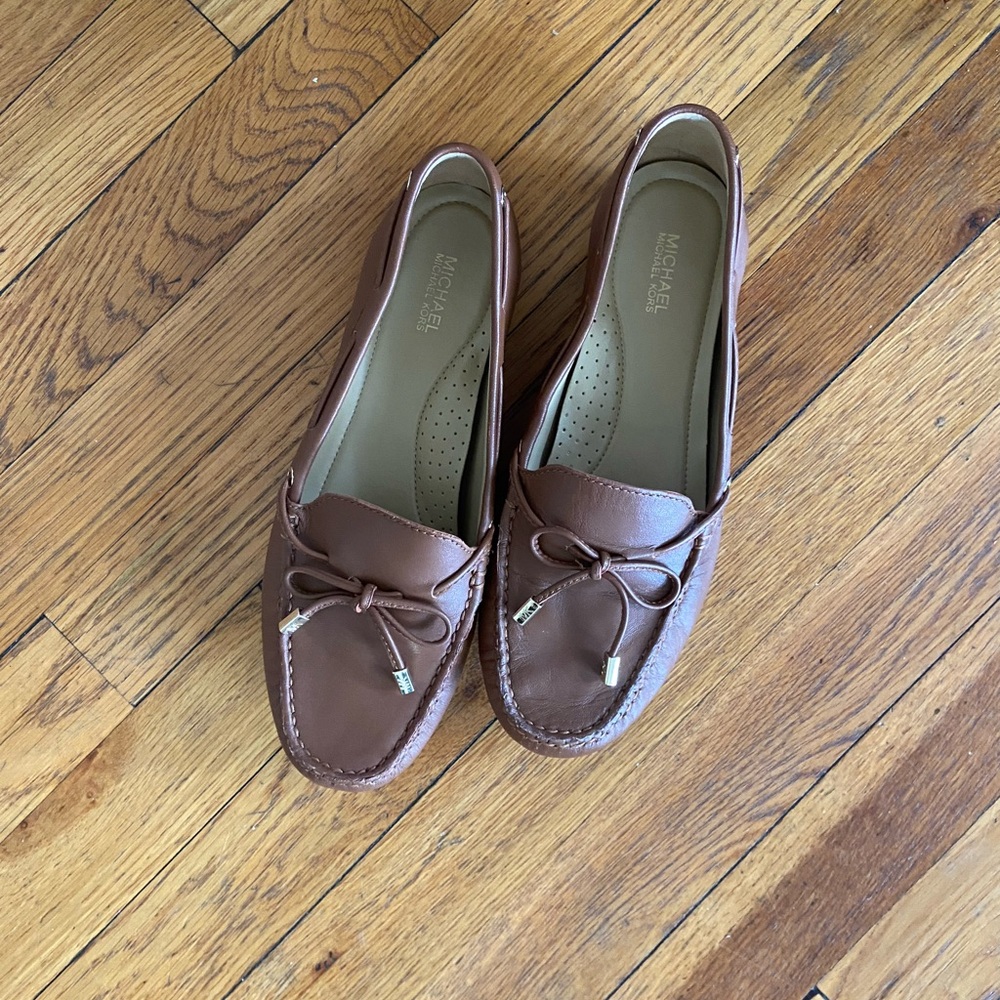 Michael Kors Tan Leather Loafers with Bow Detail